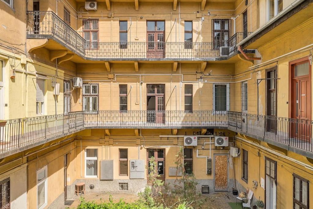 Elizabeth Boulevard Unity بودابست المظهر الخارجي الصورة